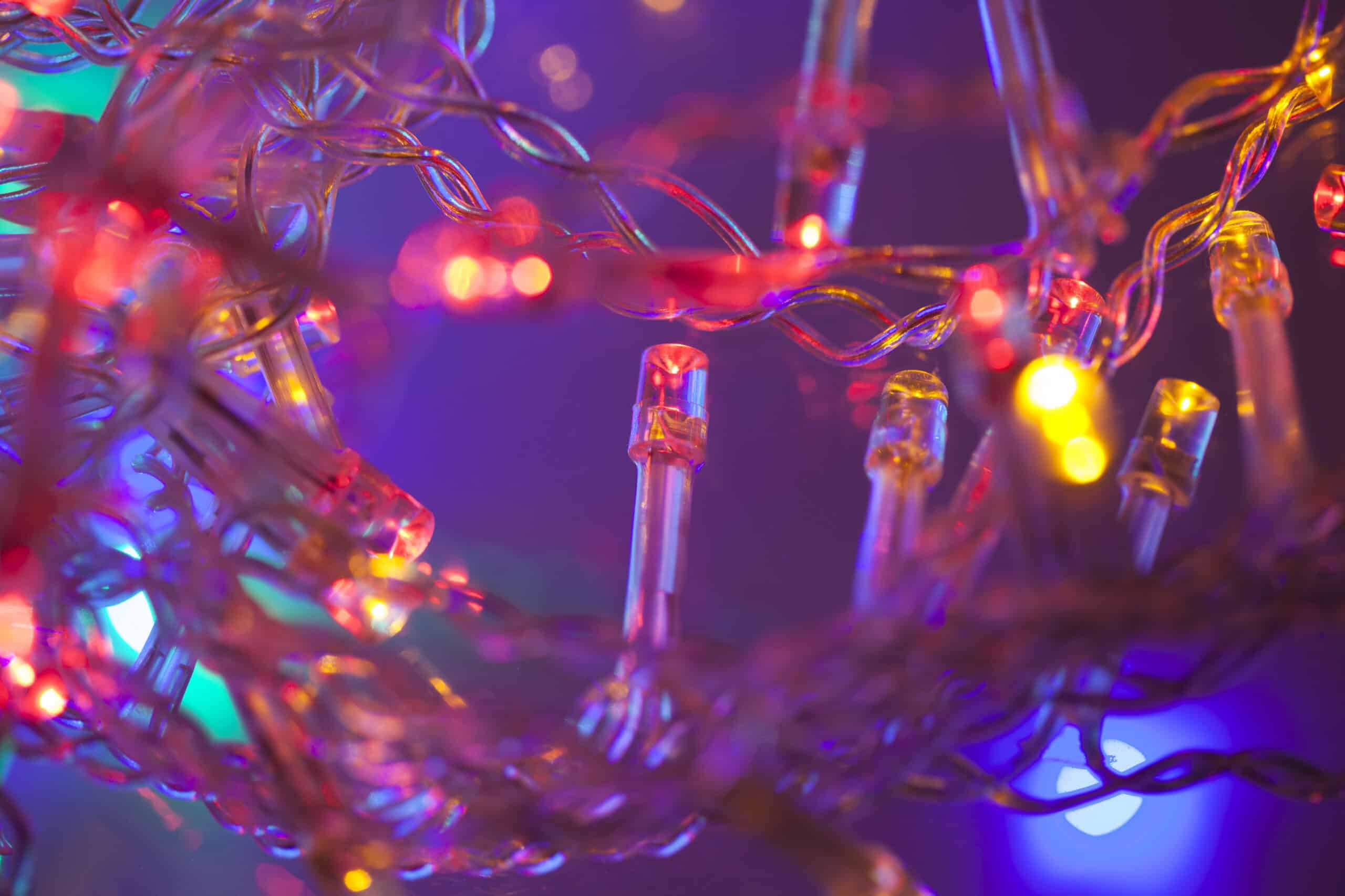 holiday light hanging services