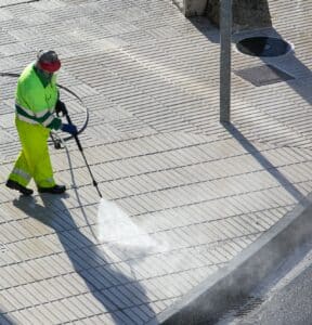 invest in commercial pressure washing